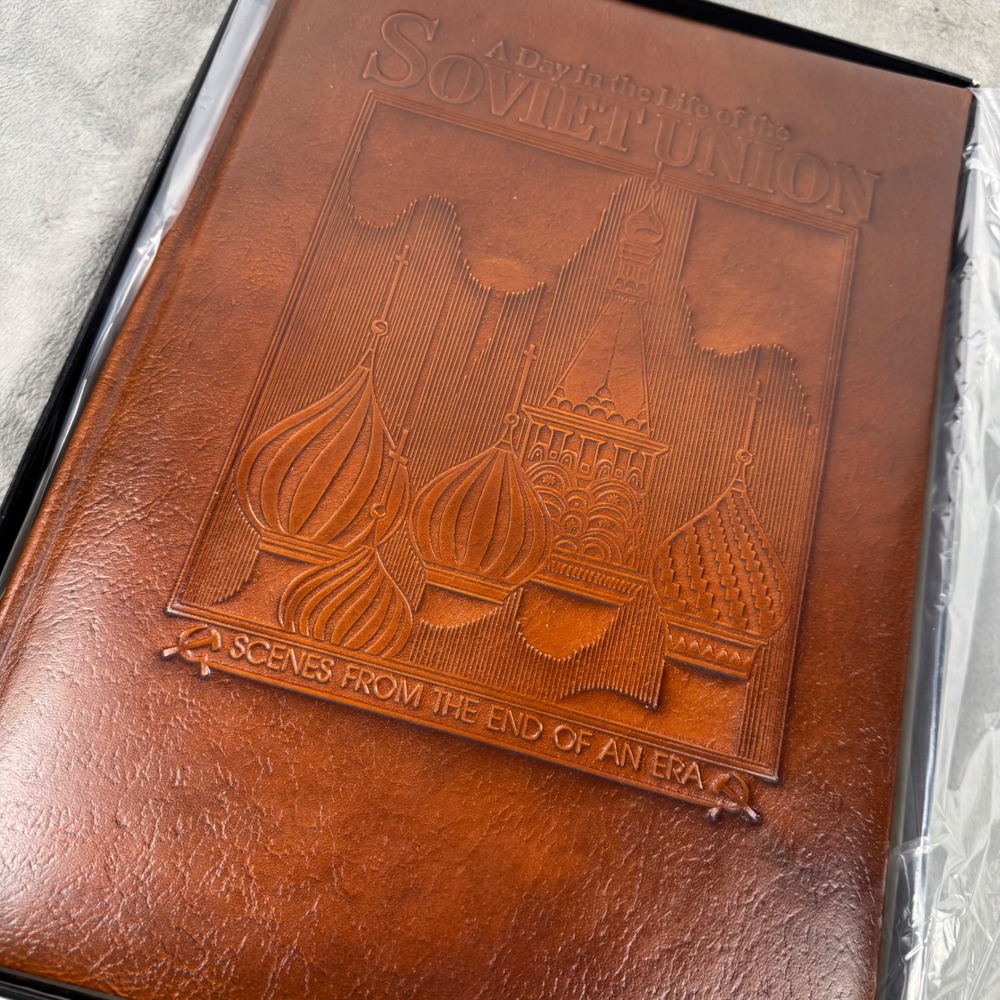 Collins A Day in the Life of the‎ Soviet Union Book 1987 Brown Leather 1st Ed
